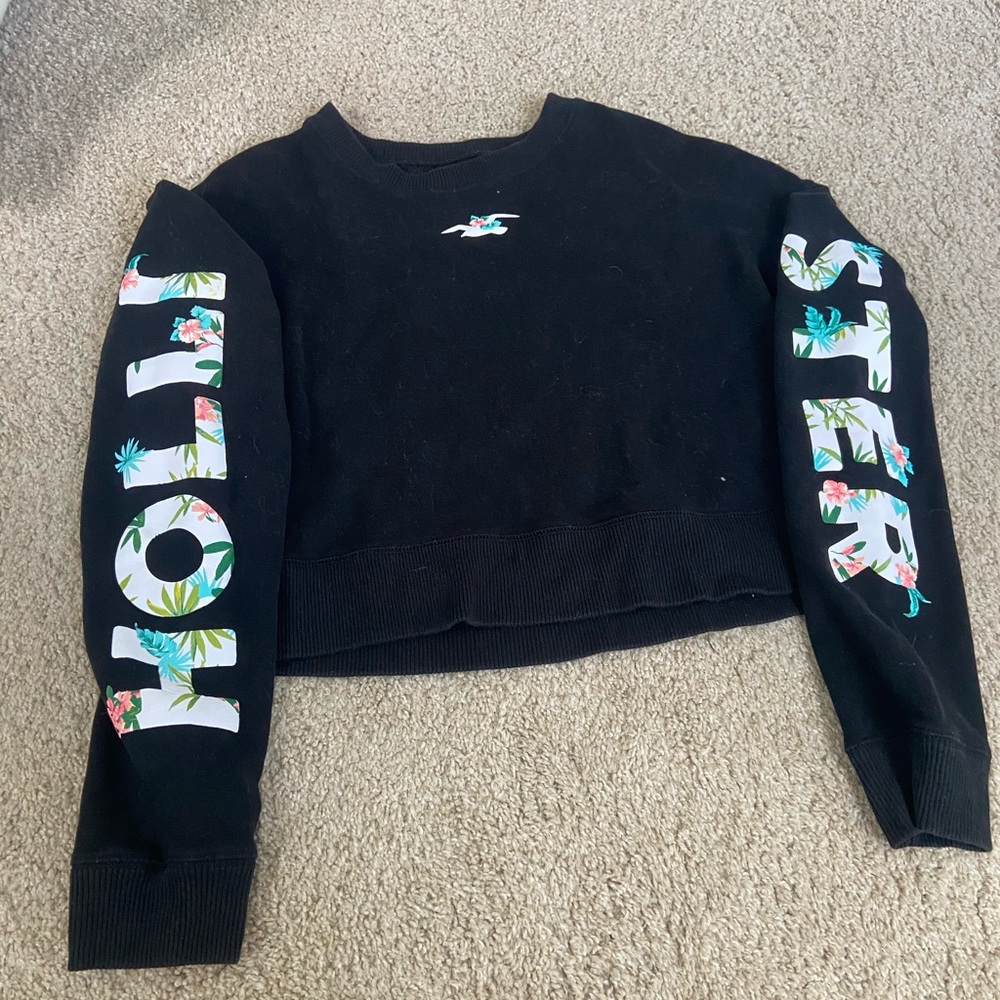 crew neck sweatshirt